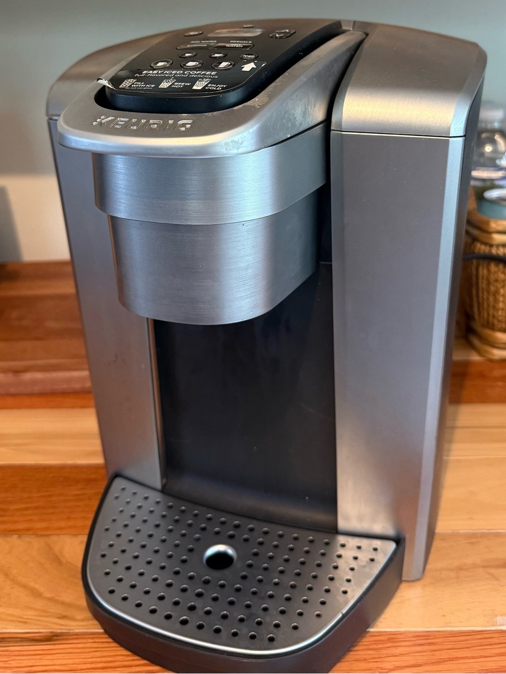 Keurig K-Elite Single-Serve K-Cup Pod Coffee Maker